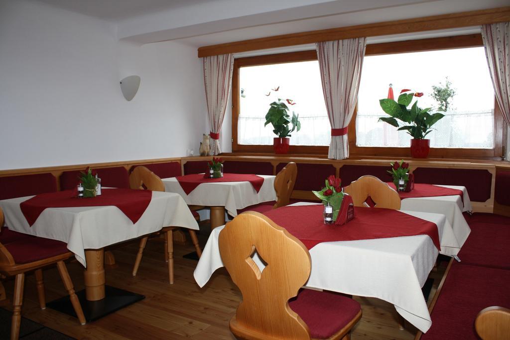 Pension Haus Maria Ramsau am Dachstein Exterior photo